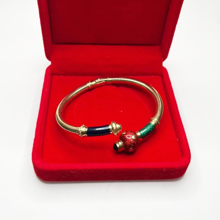 BRAZALETE RÍGIDO TIPO TORQUE EN ORO 18 KILATES