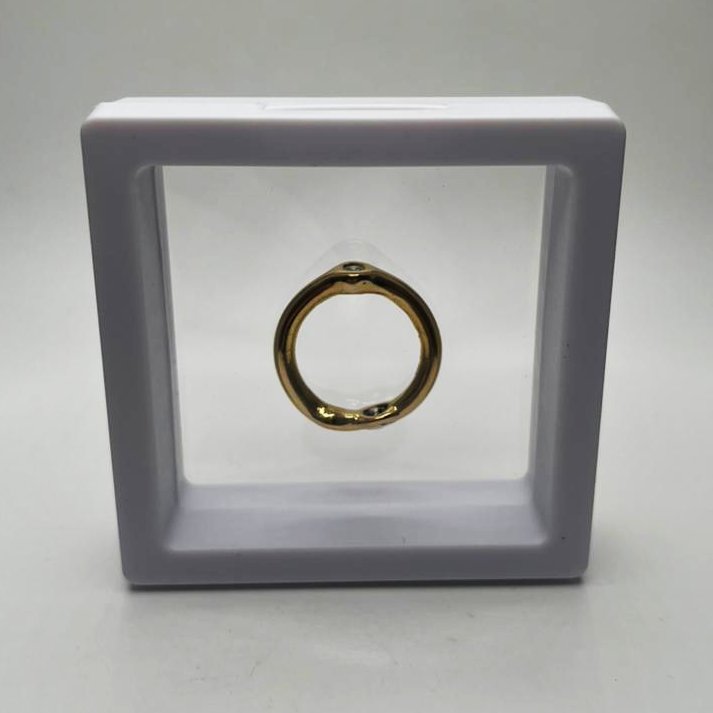 ANILLO EN ORO 18 KILATES CON BRILLANTE · ORIGEN ALEMÁN