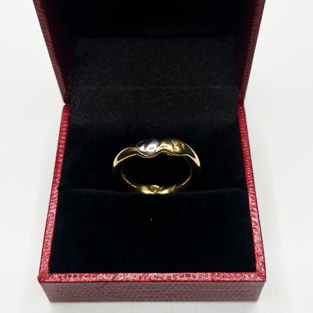 ANILLO EN ORO 18 KILATES CON BRILLANTE · ORIGEN ALEMÁN