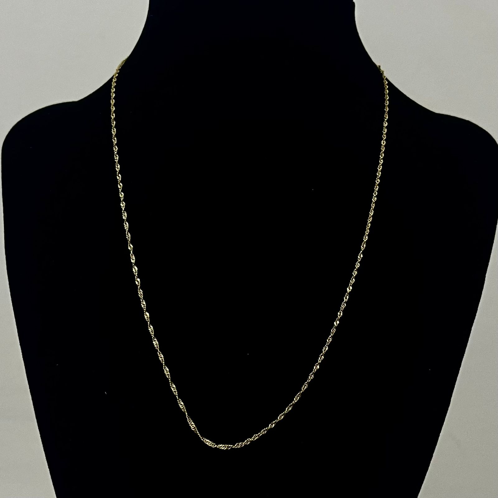 COMBO CADENA Y DIJE ÁNGEL DE LA GUARDA EN ORO 18K