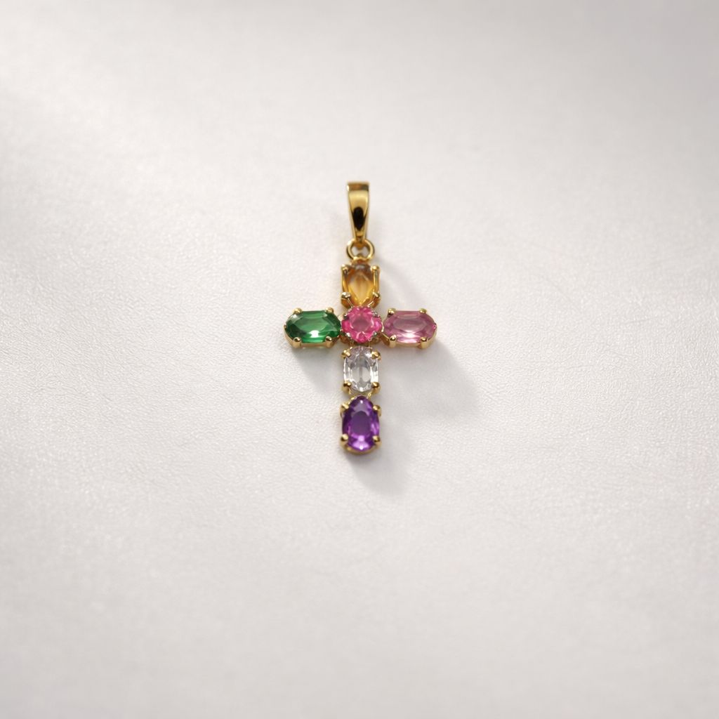 DIJE EN FORMA DE CRUZ EN ORO 18K CON PIEDRAS NATURALES