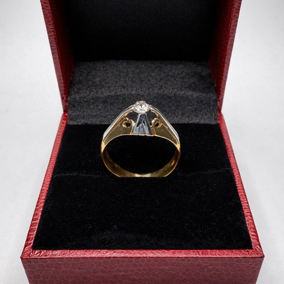 Anillo de Oro 18K con Brillante