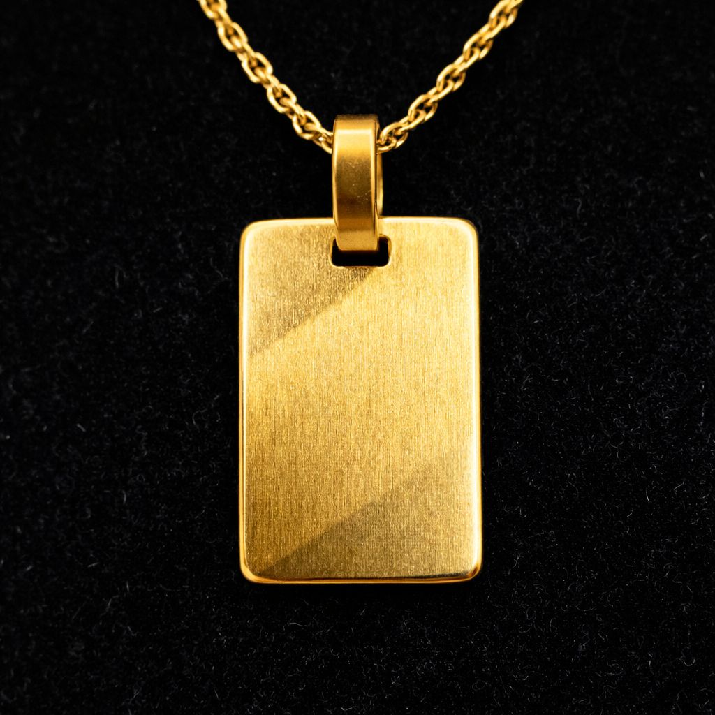 DIJE PERSONALIZABLE DE ORO 18 KILATES