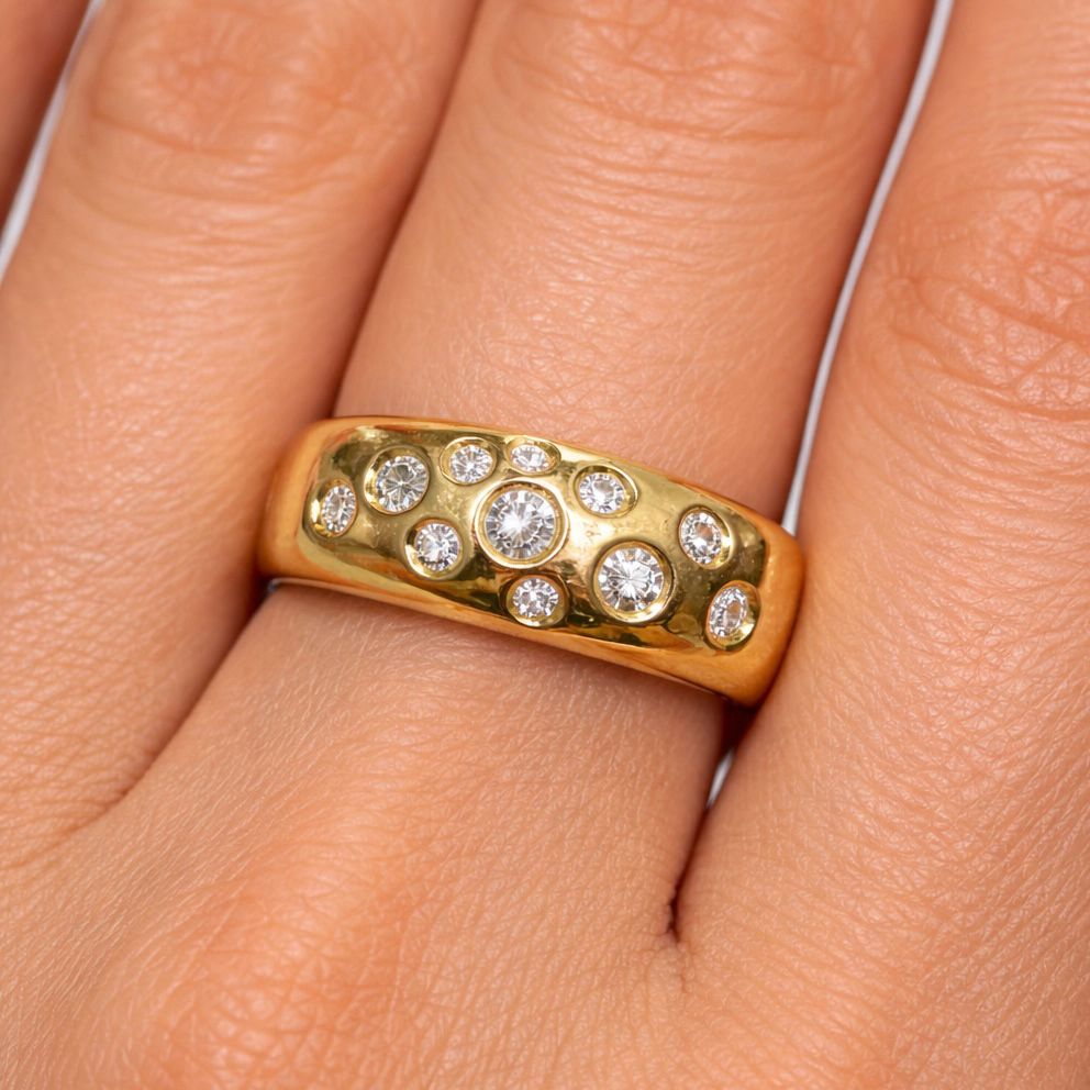 ANILLO EN ORO 18K C/ DIAMANTES NATURALES – LEO PIZZO