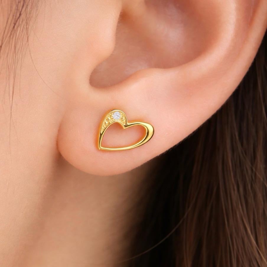 ARO DE ORO 18K EN FORMA DE CORAZÓN