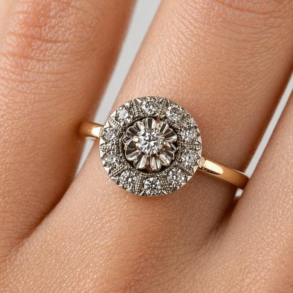 ANILLO TIPO RACIMO CON BRILLANTES