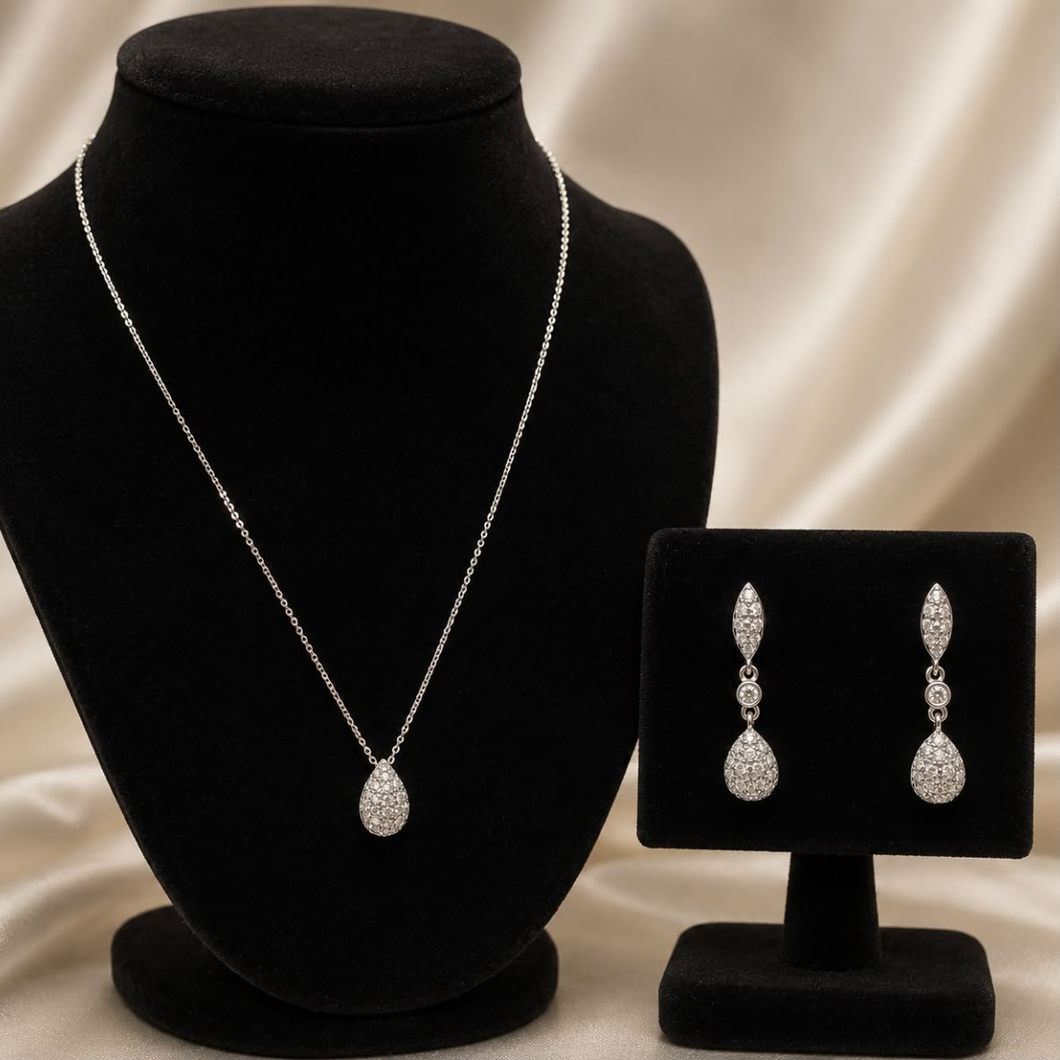 CONJUNTO EN ORO BLANCO ITALIANO 18 KILATES