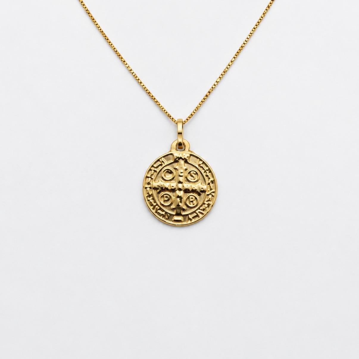 CONJUNTO SAN BENITO CON CADENA VENECIANA ITALIANA EN ORO 18K